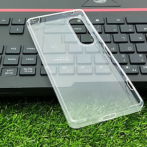 Ốp lưng silicon dẻo trong suốt mỏng 0.6mm cho Sony Xperia 1, Xperia 5, 1 Mark 2/3/4/5, 5 Mark 2/3/4/5, XZ1/2/3... hiệu Ultra Thin độ trong tuyệt đối chống trầy xước - Hàng nhập khẩu