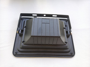 Đèn năng lượng mặt trời chóng loá Vạn Năng Solar 50W