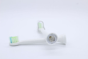 Cho máy Philips Sonicare, Bộ 4 đầu bàn chải đánh răng điện HX-6074, dòng máy HX3, HX6, HX7, HX8, HX9, R, FlexCare +, FlexCare, HealthyWhite, HydroClean, EasyClean, DiamondClean-Cho răng nhạy cảm, mát xa nướu lợi