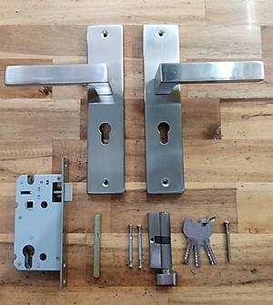 KHÓA CỬA NẸP VICKINI 32012.001 MSB