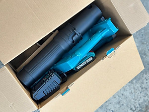 MÁY THỔI BỤI DÙNG PIN LITHIUM 20V (1  pin 2.0Ah & 1 sạc) TOTAL TABLI203235 - HÀNG CHÍNH HÃNG