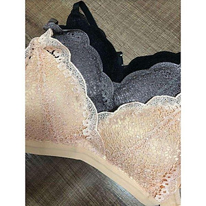 Áo lót ren mút mỏng. Áo ngực không gọng sexy
