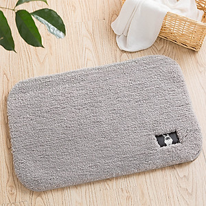 Thảm Lau Chân Len Sợi Nhỏ - Giao màu ngẫu nhiên