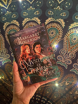 Sách Mysteries of Thorn Manor