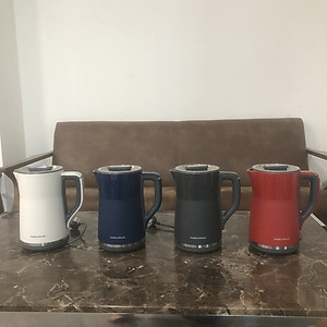 Ấm đun nước siêu tốc điều chỉnh nhiệt độ Morphy Richards MR6070 công suất 1800W, dung tích 1.5L, tích hợp chế độ giữ ấm ở các mức lựa chọn- Hàng chính hãng