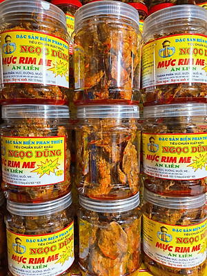 Mực Rim Me đã chế biến ăn liền hộp 500 gram là món ăn ngon ơi là ngon của shop Đặc Sản Biển Phan Thiết NGỌC DŨNG. Hạn sử dụng 6 tháng kể từ ngày đặt hàng
