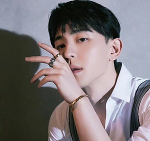 Nhẫn nam nữ titan khắc chéo phong cách 