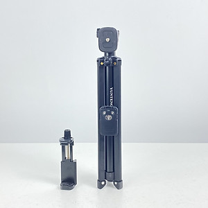 Gậy Chụp Hình Tripod 3 Chân Đa Năng 1688 Có Remote Bluetooth - Gậy Tự Sướng Kiêm Chân Đế Kẹp Điện Thoại, Máy Ảnh
