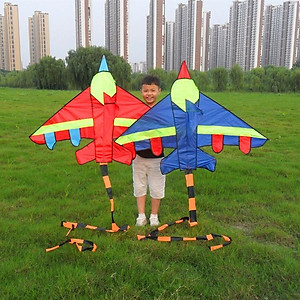 Diều MÁY BAY CHIẾN ĐẤU + TẶNG CẦM THẢ DIỀU 150 MÉT DÂY (RẺ + ĐẸP + ĐỘC + LẠ)