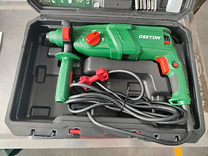 MÁY KHOAN ĐỤC BÊ TÔNG 1050W 14MM DEKTON DK-2603C - HÀNG CHÍNH HÃNG