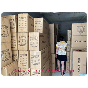 Đèn đường liền thể năng lượng mặt trời Jindian mã JD9500 Công suất 500W-Khung ABS- Chip Led "SMD"