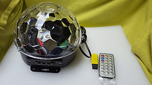 Đèn quả cầu xoay pha lê cảm biến nhạc - Đèn led quả cầu xoay nháy theo nhac mp3 có điều khiển kết nối Bluetooth