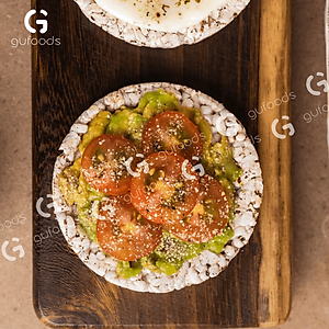 Bánh gạo lứt GUfoods (300g) - Không chiên dầu, Không đường, Từ gạo và ngũ cốc nguyên hạt, Lành mạnh, Phù hợp Eat clean, Ăn vặt healthy, Thực dưỡng, Tập gym, Thuần chay, Đa dạng hương vị