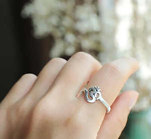 Nhẫn Nữ Bạc Thái 925 Chữ Om Mani Padme Hum Bạc Hiểu Minh NU491