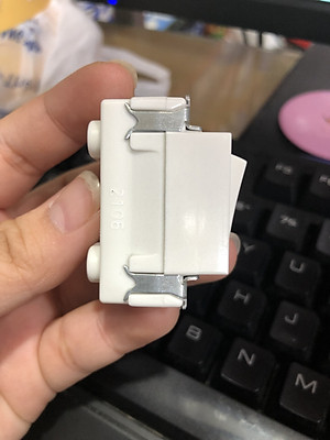 Công tắc 1 chiều Panasonic WNV5001-7W dòng Full - Hàng chính hãng