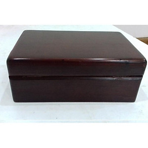 Hộp Đựng Trang Sức kích thước  ( 22 x15 x9 cm ) với thiết kế sang trọng và chất liệu tốt DAICAT hàng chính hãng