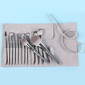 Bộ Cọ Trang Điểm 14 Cây Cán Bạc Cao Cấp Lông Siêu Mịn, Bám Phấn, Phù Hợp Mọi Loại Da, Không Gây Khó Chịu Cho Người Dùng, Có Bao Da Nhỏ Gọn, Tiện Dụng Đầy Đủ Chức Năng Makeup Cá Nhân Hiệu Quả, Tay Cầm Thoải Mái, Dễ Dàng Sử Dụng DRU - Hàng Chính Hãng