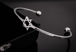 Vòng Tay Nữ Julius Hàn Quốc JS03 Ngôi Sao Thép Không Gỉ Màu Bạc