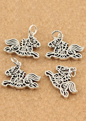 Charm bạc hình con ngựa treo - Ngọc Quý Gemstones