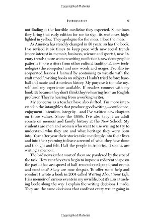 Sách On Writing Well, 30th Anniversary Edition: The Classic Guide to Writing Nonfiction