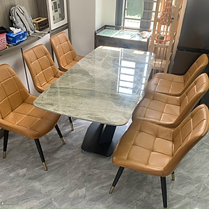 Bộ bàn ăn mặt đá Ceramic bóng chân chéo chữ X kết hợp ghế Loft bi
