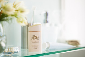 Sữa Chống Nắng Anessa Cho Da Nhạy Cảm Perfect UV Mild Milk SPF50+/PA++++ 60ml