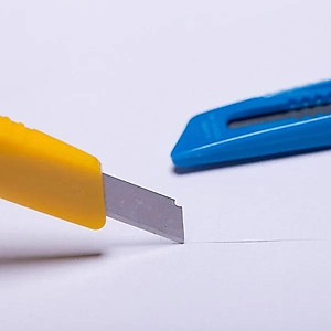 Dao Rọc Giấy FO-KN01B 9mm