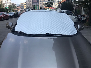 Bạt che nắng kính ô tô 3 lớp chất liệu vải Peva cách nhiệt