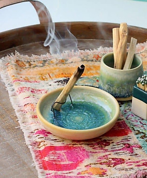 Combo 1 bó hương thảo và 1 thanh palo santo - gỗ trắc xanh5-6gr (Combo07)