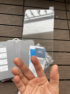 Kính cường lực GOR cho Samsung Galaxy S22 , S22 Plus trong suốt 2.5D Hàng nhập khẩu