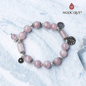 Vòng thạch anh hồng madagascar phối charm sen bạc mệnh hỏa, thổ - Ngọc Quý Gemstones