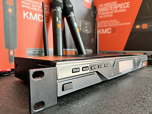 Micro Không Dây KMC 9 - Tích Hợp,Dò Sóng - Tăng Giảm Âm Lượng - Hút Giong,Hát Nhẹ,Giọng Mềm,Chống Hú Tốt - Chuyên Karaoke Gia Đình - Hàng Nhập Khẩu