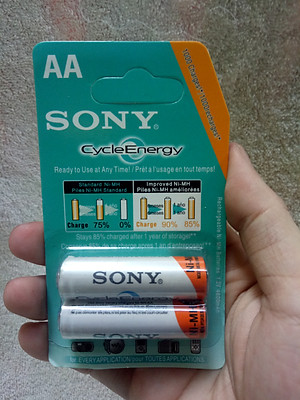 Pin tiểu sạc 2A (AA) 4600 mAh và 3A (AAA) 4300mAh dùng cho các thiết bị điện tử và bộ sạc Jiabao A612