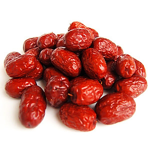 Táo Đỏ Tân Cương Sấy Giòn Không Hạt 250g VietTin Mart