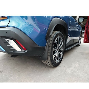 Toyota Corolla Cross 2020-2021: Bộ 4 miếng chắn bùn nhựa đen dẻo theo xe kèm ốc vít