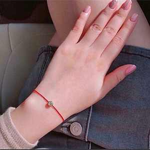 Vòng tay chỉ đỏ kim vàng - may mắn.