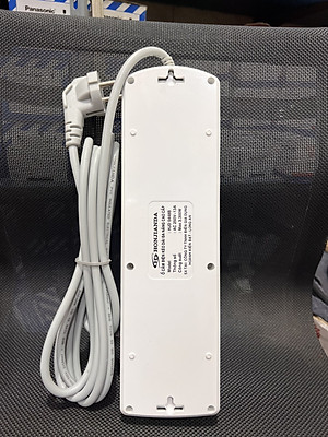 Ổ cắm điện đa năng Honjianda HJD-0448B -13A dây 3 mét hàng chính hãng màu ngẫu nhiên