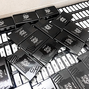 Lens đen giãn tròng Tokyo Night nhãn hiệu Angel Eyes ( Độ cận 0-8 độ )