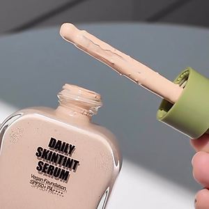 [MỚI] Kem Nền Serum Căng Bóng Glamrr Q Daily SkinTint Serum Vegan Foundation SPF50+/PA++++ (30ml) màu #01 sáng vừa