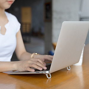 Chân Đế Đỡ Laptop Nillkin Bolster Portable Stand cho Laptop Macbook / Laptop Surface / Laptop Asus / Laptop HP / Laptop Dell / Laptop Lenovo / Laptop LG / Laptop Acer / Laptop MSI - Hàng Nhập Khẩu