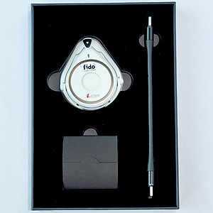 Khóa bảo mật VinCSS FiDO2® Fingerprint (NFC/Bluetooth/USB-C) - Multi Factor authentication (MFA) - Security Key and passkey - Chuẩn FIDO2 - Bảo vệ tài khoản online -  Hàng chính hãng