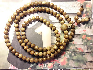 Vòng Tay Trầm Hương tự nhiên 108 hạt Màu gỗ