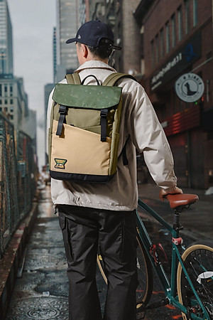 BALO LAPTOP 16 INCH TOMTOC (USA) SLASH FLIP RUCKSACK 18L GREEN T64M1T1GC / A64E1 / A64-E1D1 / A64-E1G1 - Hàng Chính Hãng