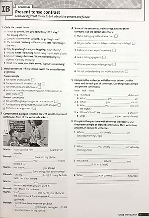 Solutions: Intermediate: Workbook - 3rd Edition
