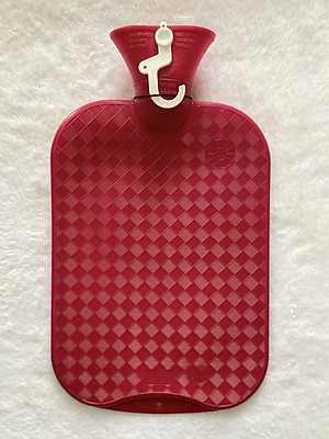 Túi chườm nóng lạnh nhập khẩu 100% từ Đức thương hiệu Fashy dòng cổ điển, tiêu chuẩn chất lượng Châu Âu giúp giảm các cơn đau kỳ kinh nguyệt, đau đầu,... hạ sốt tự nhiên, phù hợp cho người lớn, nhiều màu sắc