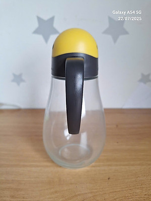 Bình Đựng Dầu Với Nắp Mở Tự Động Pecker Oil Bottle Lock&Lock CKO201 (550ml)