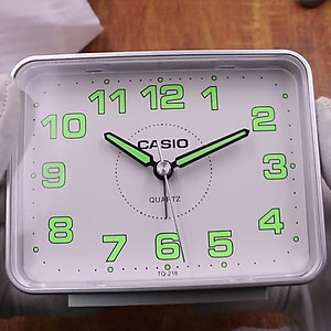 Đồng Hồ Để Bàn Casio TQ-218-8DF Báo Thức - Cỡ To - Kích Thước Vỏ  ( 9 ×10.7 × 6 cm )