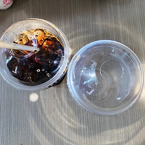 50 Ly Nhựa HỮU PHONG Cao Cấp 700ml Kèm Nắp Cầu Dùng 1 Lần, An Toàn, Đựng Nước ép, Trà sữa (Tặng Móc khóa KETILO)