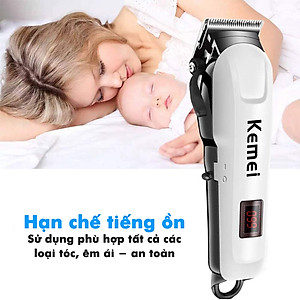 Tông đơ cắt tóc không dây Kemei KM-809A có màn hình LCD tiện dụng, có thể cắm điện trực tiếp
