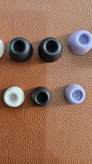 Núm Tai Nghe Samsung Buds2 Pro- R510. Hàng New - Hàng Chính Hãng Có Màng Lọc. Sẵn 2 Size.